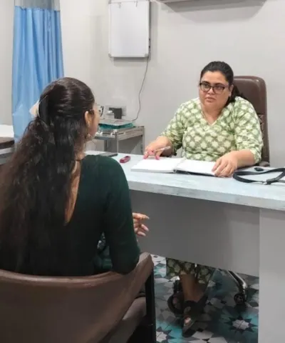 Dr. Jahnvi Varshney, Gynaecologist